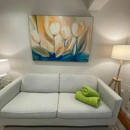 Coqueto En El Centro De