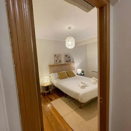 Coqueto En El Centro De *