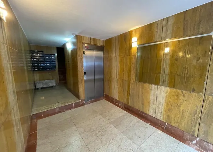 Coqueto En El Centro De * Santander