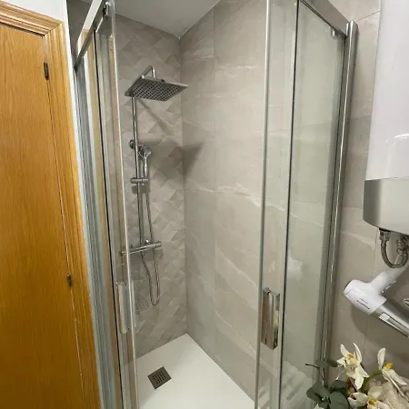 Coqueto En El Centro De סנטנדר