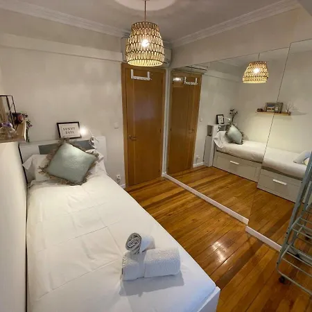 Coqueto En El Centro De